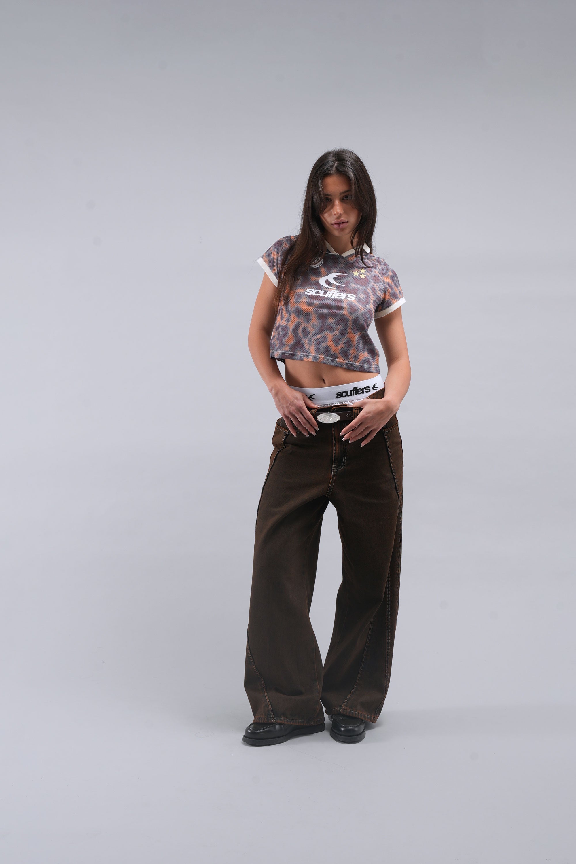 Top de guepardo del podio