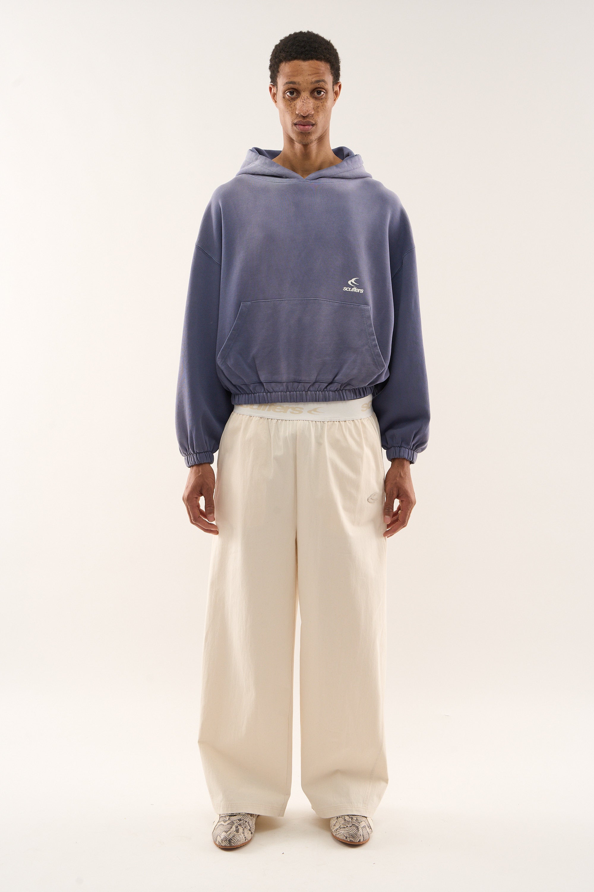 Sudadera con capucha azul Atica