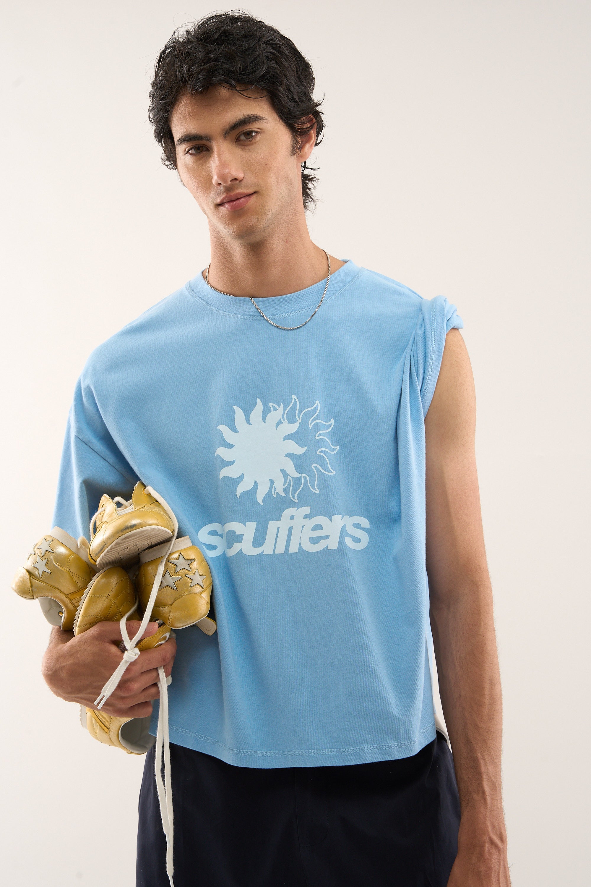 Nueva camiseta azul sol