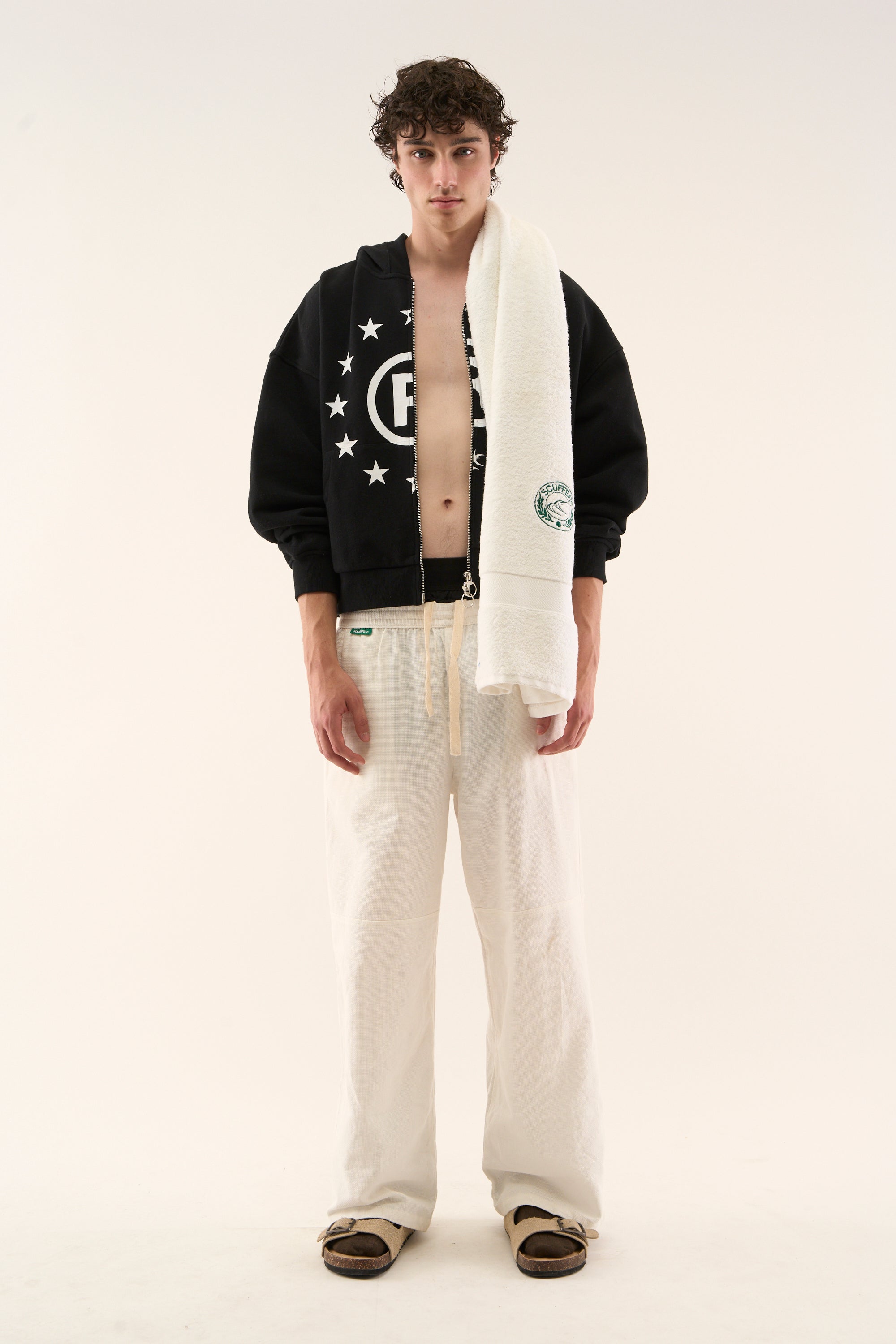 Cremallera negra confusa