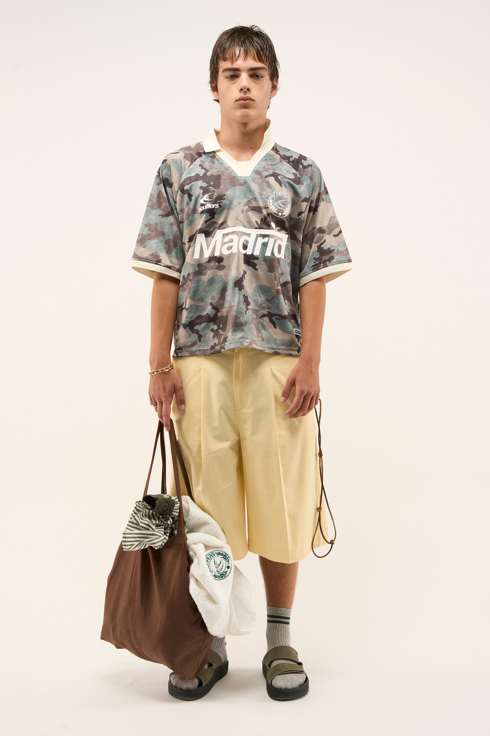 Camiseta de fútbol de camuflaje del Madrid