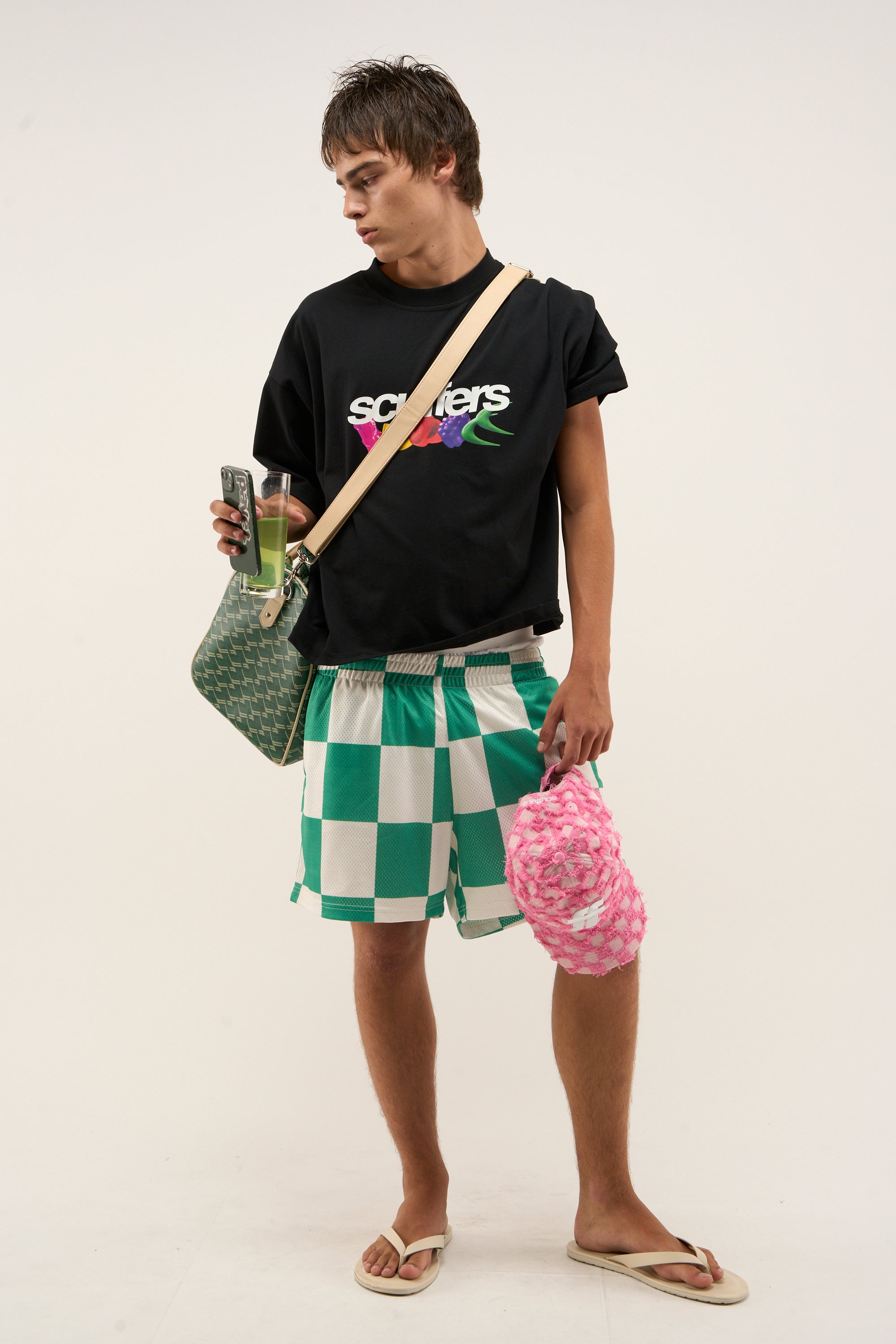 Camiseta negra Gummy