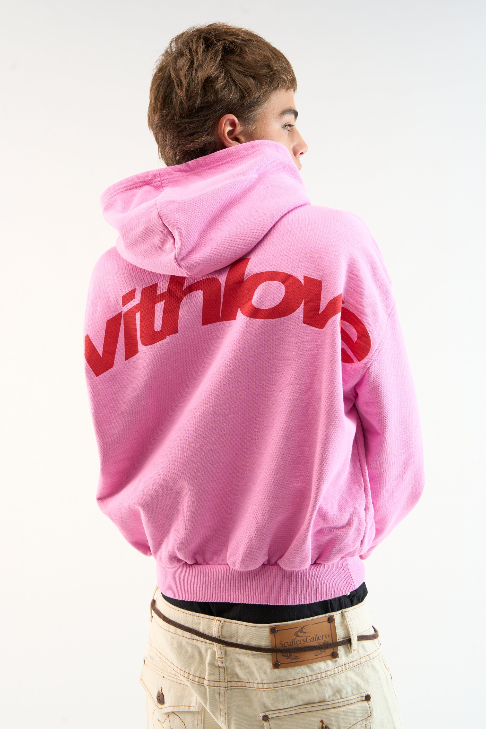 Sudadera con capucha rosa claro con letrero