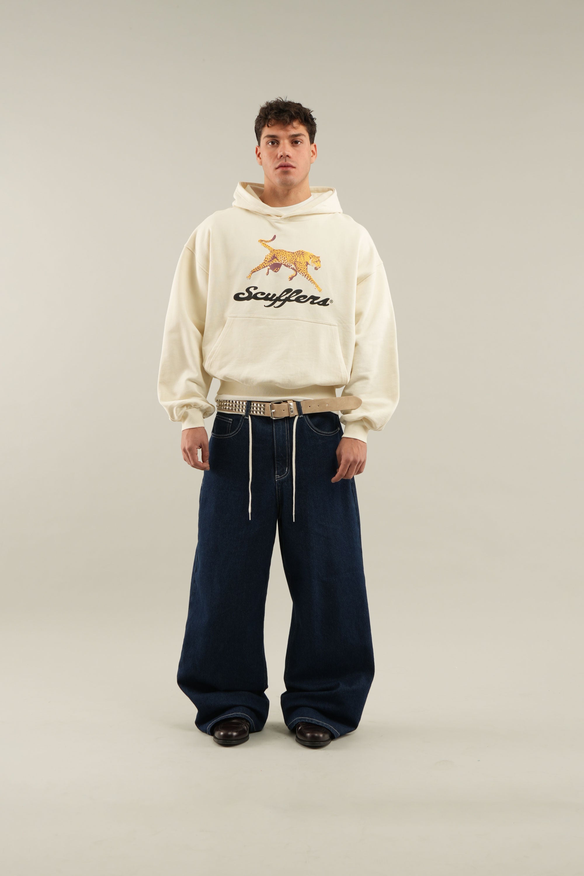 Sudadera con capucha color crudo de guepardo