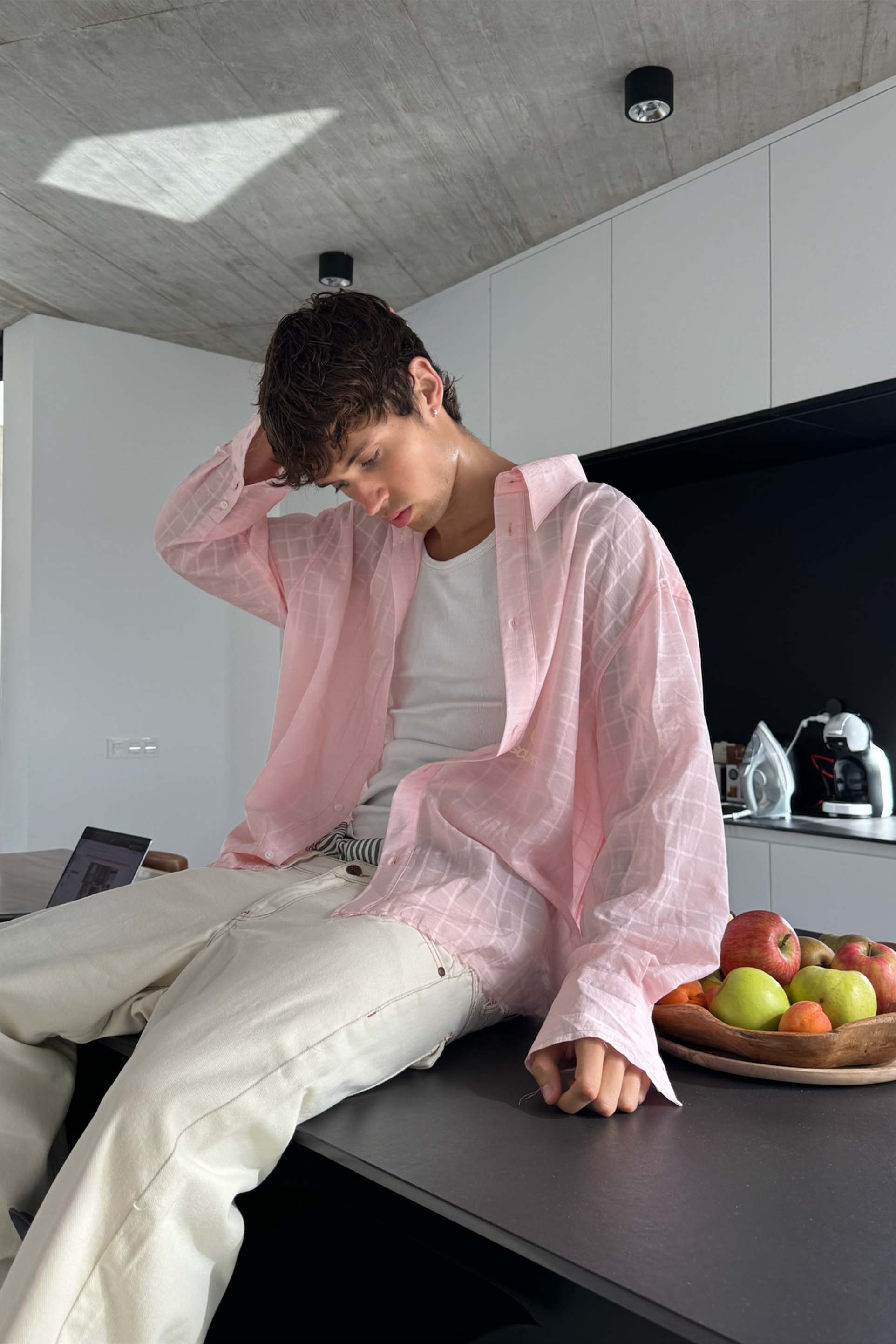 Camisa salmón de verano de los años 70