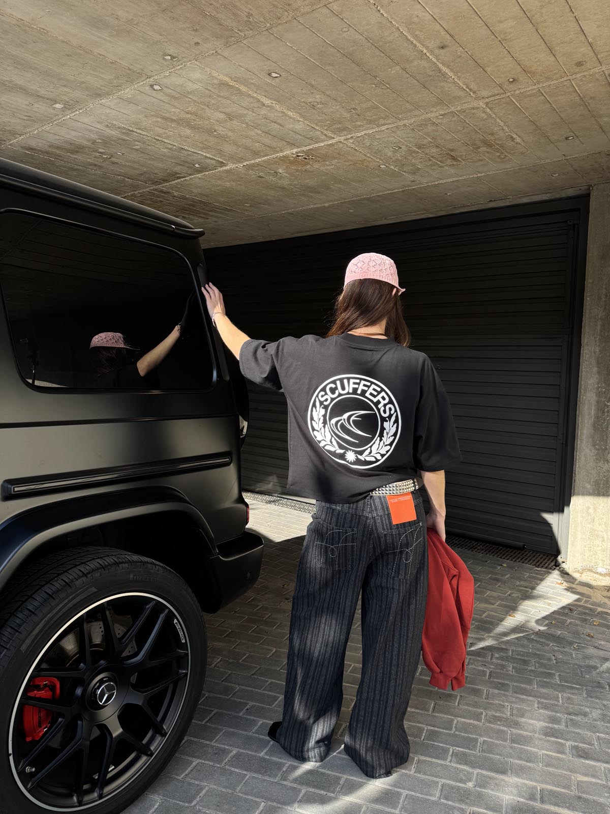 Pantalones vaqueros negros a rayas