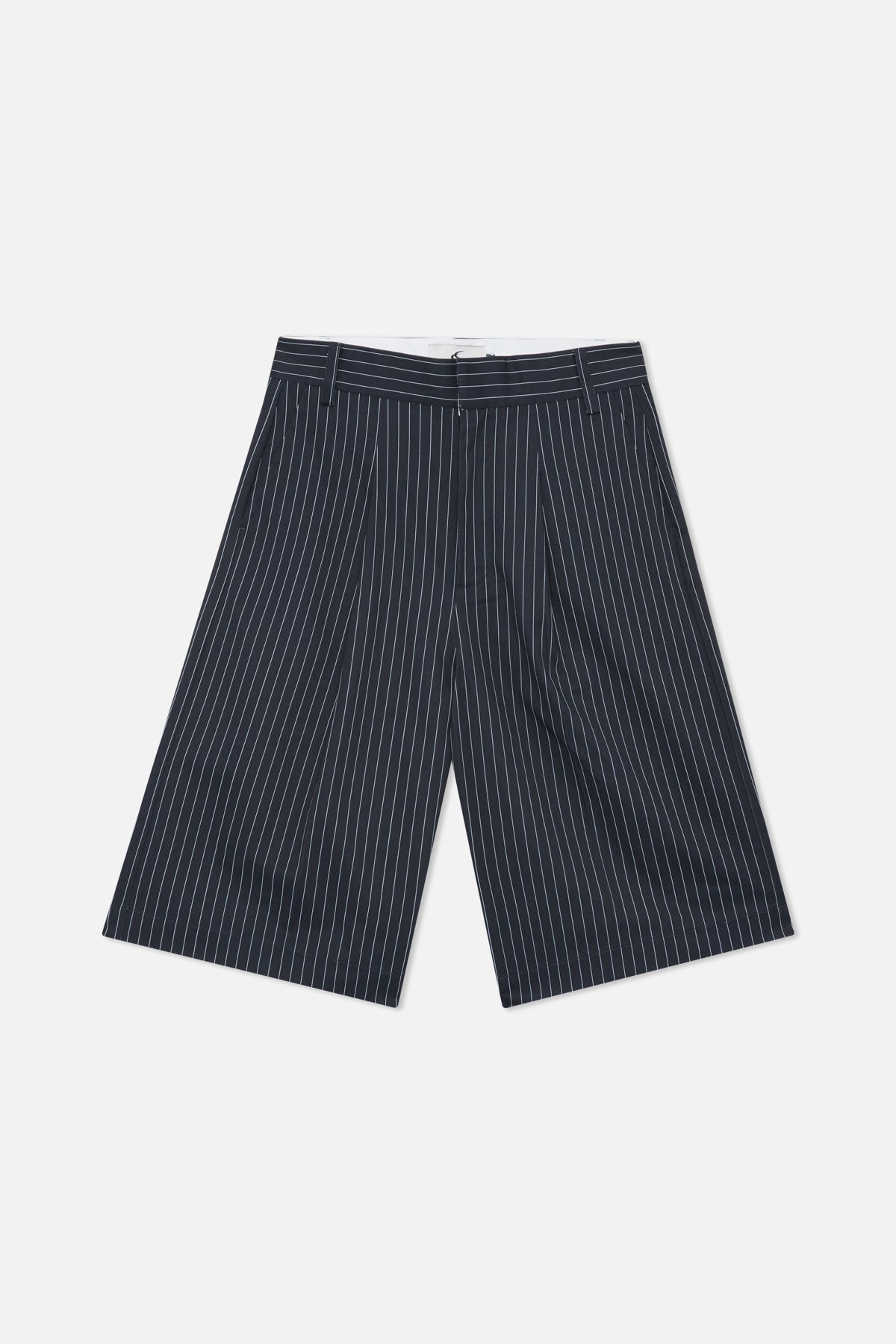 Pantalones cortos de raya diplomática de Maison Navy