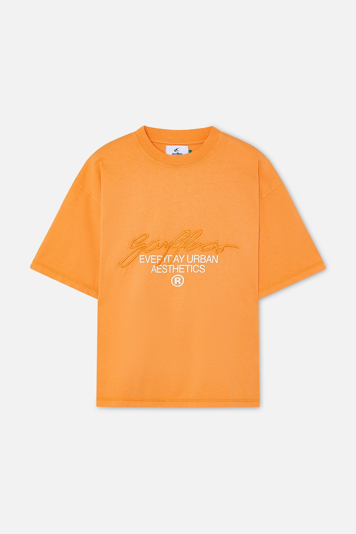 Nueva camiseta naranja de firma