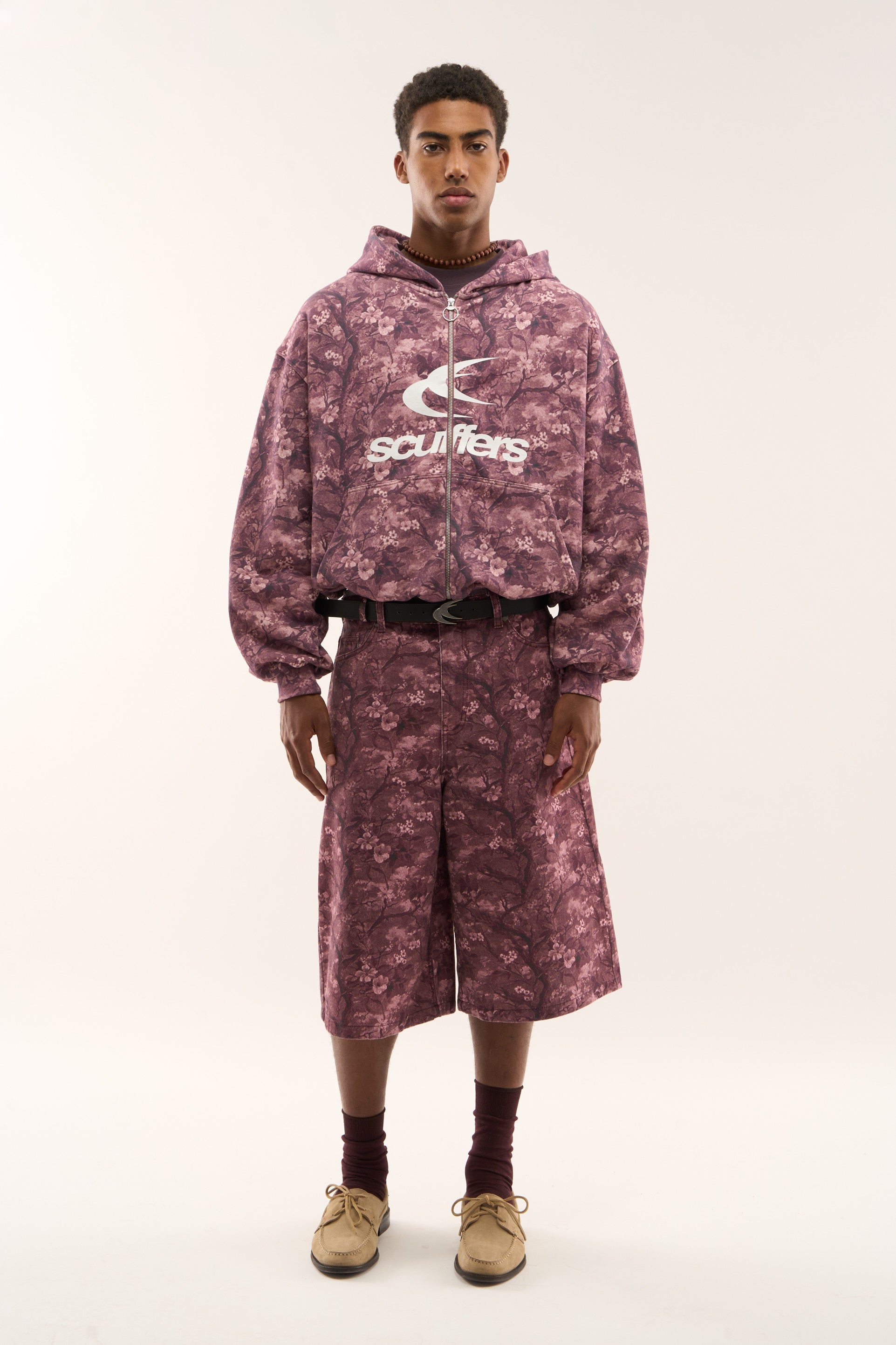 Cremallera burdeos con flores reales