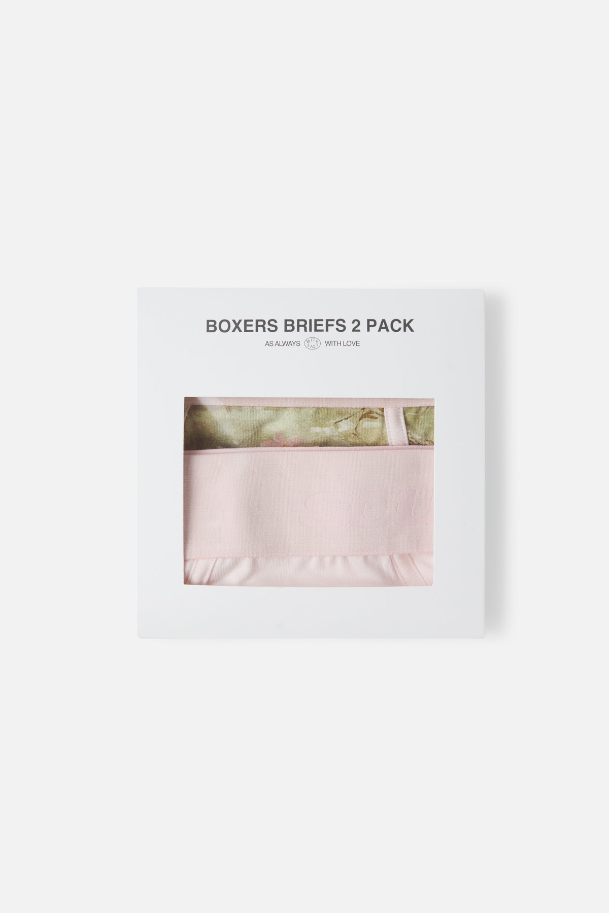 Flores reales y shorts rosas