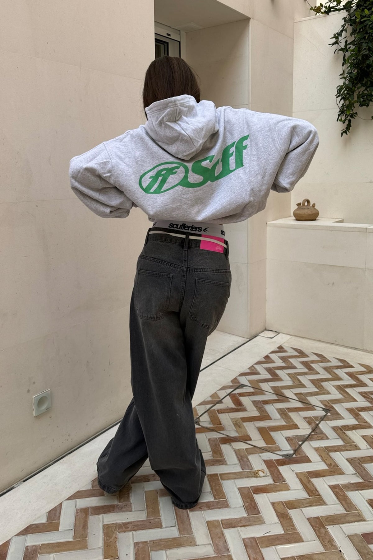 Sudadera con capucha gris claro SCFF HD