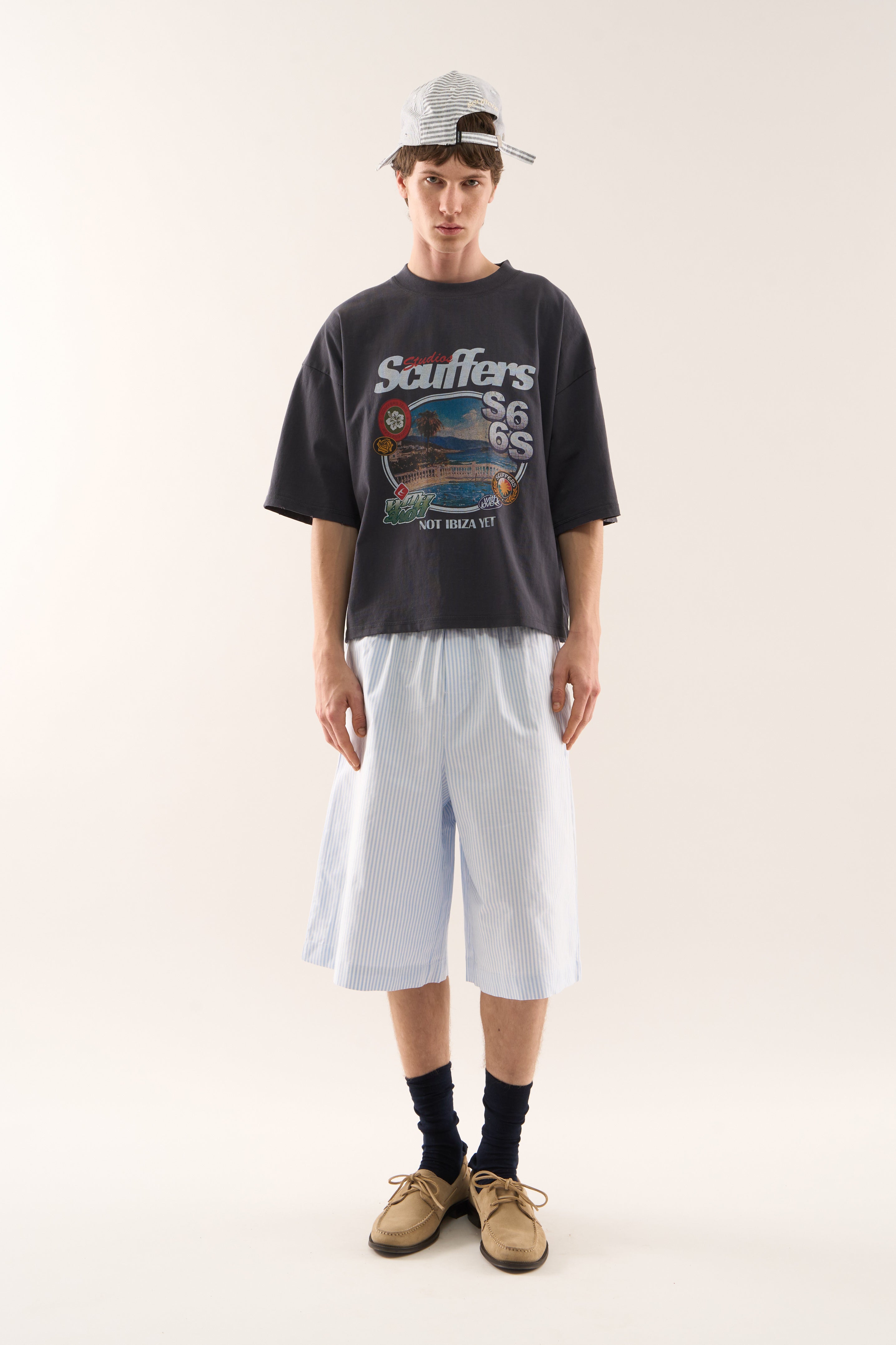 Camiseta oscura Palace