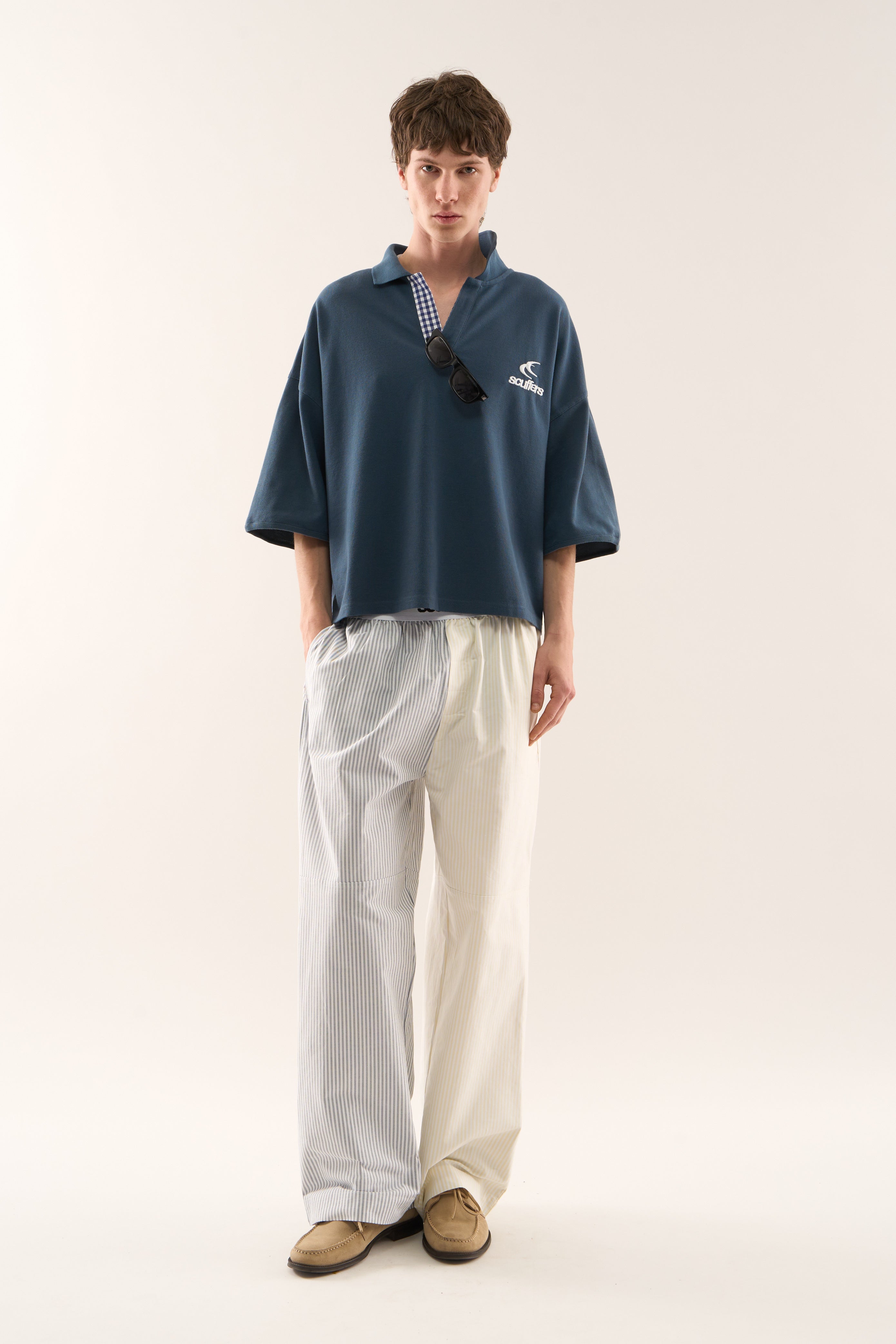 Polo azul marino de Berlín